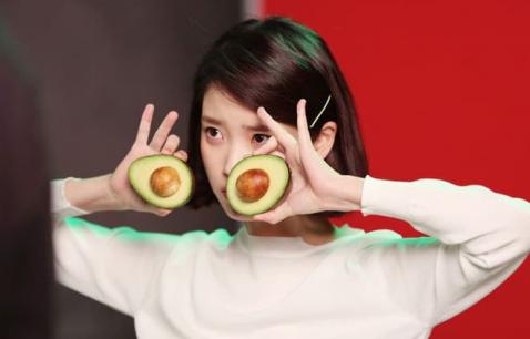 Đối với phụ nữ, làm đẹp da trong mùa hè chỉ với những thứ này là đủ