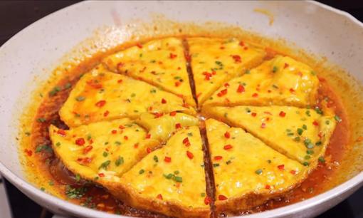 Trứng chiên xong đừng vội ăn luôn, thêm một bước này đảm bảo thơm ngon và bắt miệng hơn gấp bội 