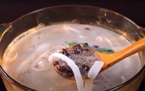 2 cách nấu chè đậu đen kiểu Thái thơm đậm đà, ngọt thanh, ăn là mê 