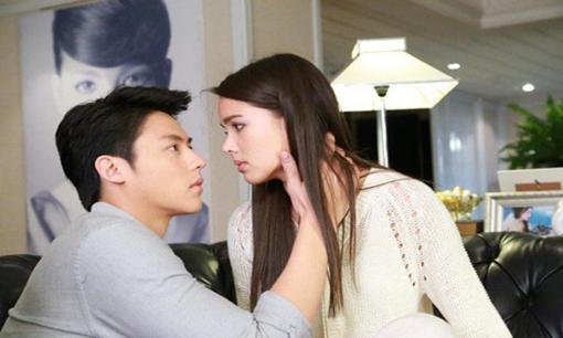 Tái mặt khi nghe mẹ người yêu tiết lộ mức lương 200 triệu hàng tháng của cô ấy