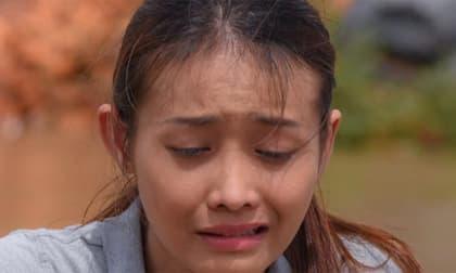 Trương Mỹ Nhân tiết lộ sốc về việc mẹ nợ nần, cờ bạc mấy chục năm: 'Dù bà ấy bây giờ có chết hay bị làm sao, tôi cũng không quan tâm nữa'