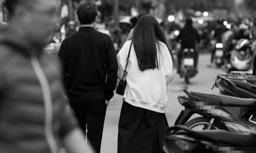 Tin tưởng chồng 100% không có bồ, cô vợ choáng khi biết được mối quan hệ 'không tiền chỉ cần tình' của một nửa ở cơ quan