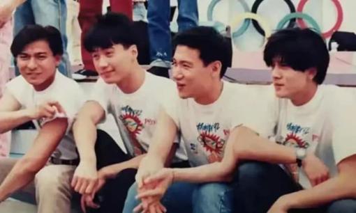 Loạt khoảnh khắc 'Tứ đại thiên vương' Hong Kong chung khung hình gây sốt trở lại, nhiều năm rồi ngắm vẫn không chán mắt