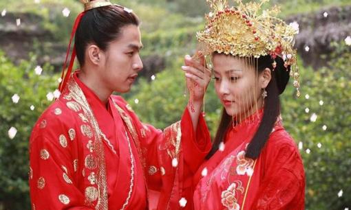 Câu nói nổi tiếng từ bao đời nay: 'Lấy vợ chọn đức không dâm, lấy chồng chọn tâm không tham của', nhiều người không nghe vẫn cưới nhầm người