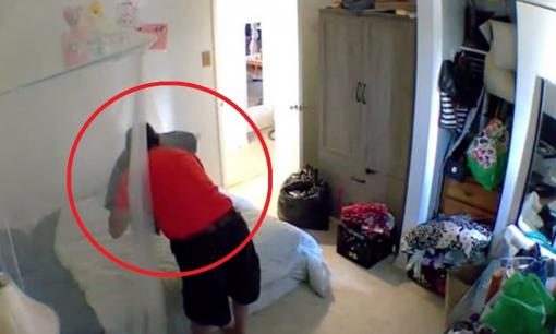 Đặt camera trong phòng, cô gái thuê trọ nổi da gà khi phát hiện chủ nhà lén làm điều này với chiếc gối của mình 