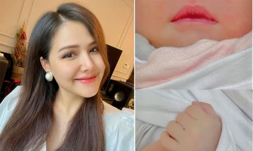 Phu nhân tập đoàn nghìn tỷ - diễn viên Phanh Lee sinh con đầu lòng