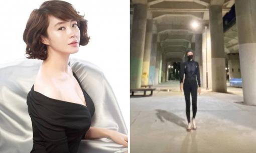 Đẳng cấp 'chị đại' quyến rũ bậc nhất showbiz Hàn: Mặc kín như bưng vẫn phô diễn được đường cong hoàn hảo