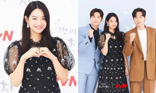 Shin Min Ah bị nghi ngờ bầu bí với Kim Woo Bin khi lộ diện với vòng hai phát tướng 