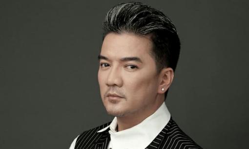 Đàm Vĩnh Hưng bất ngờ dằn mặt anti-fan sau ồn ào với nữ YouTuber tố 'ăn chặn' 96 tỷ từ thiện