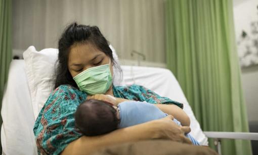 Những khác biệt của trẻ sơ sinh được sinh ra trong đại dịch Covid-19 so với những đứa trẻ sinh 'thông thường'