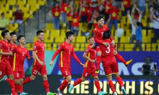 Được ưu ái gọi là ‘siêu nhân’, Quang Hải có màn ‘quay xe' hài hước khiến fans cười ngất