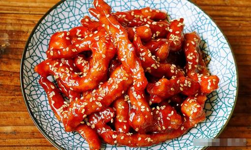 Cách làm món thăn heo xào chua ngọt sao cho giòn mà không bị mềm? Nhiều người không biết, tôi sẽ dạy bạn cách làm đúng 