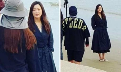 Ảnh chụp của người qua đường cho thấy 'Đệ nhất mỹ nhân Hàn' lùn một mẩu 