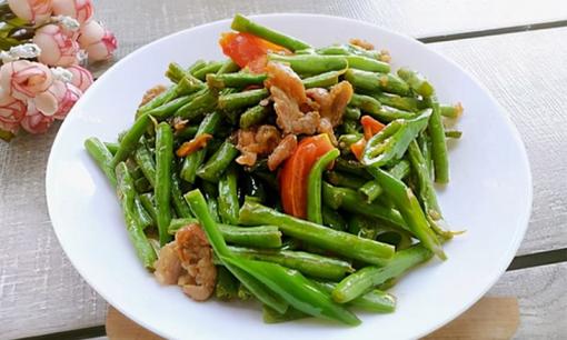 Khi xào đậu đũa, cho dầu vào trước là sai lầm, hướng dẫn bạn cách xào cực thơm ngon, nhiều dưỡng chất 