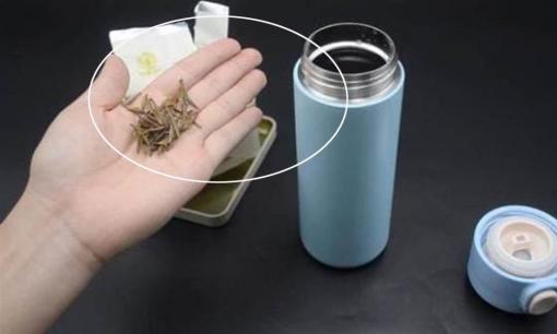 Đừng bỏ 4 loại nước này vào bình giữ nhiệt! Có một mối nguy hại cho sức khỏe, rất nhiều người không biết!