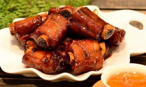 Khi nấu sườn, bạn không nên chần qua nước trực tiếp, với 2 bước này, sườn sẽ mềm và ngon