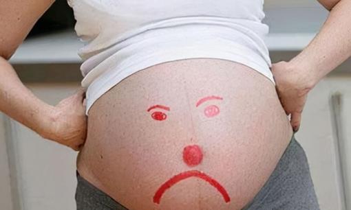 Phụ nữ sở hữu tử cung tốt thường có 4 đặc điểm này khi buổi sáng thức dậy đi tiểu, nếu có xin chúc mừng