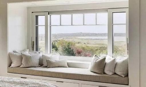 Lần đầu tiên thấy có người lắp cửa sổ lồi thế này, khéo quá, về nhà đập làm luôn!