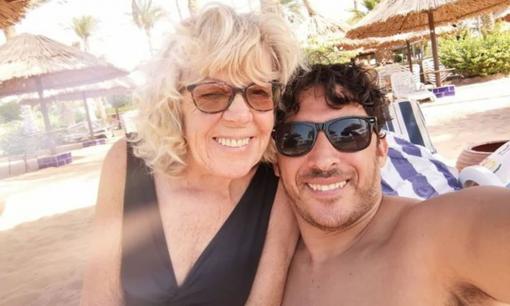 Cụ bà 82 tuổi gây sốc khi tiết lộ về cuộc sống thân mật với chồng trẻ 36 tuổi ngay trên truyền hình