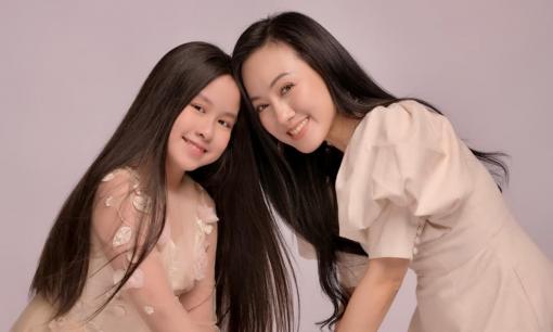 Con gái BTV Hoài Anh giờ đã lớn phổng phao, MC Thụy Vân nhận xét: 'Hoa hậu tương lai'