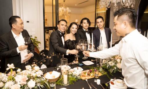 Tuấn Hưng, Khắc Việt hội ngộ trong tiệc mừng tuổi mới doanh nhân Bích Nguyệt
