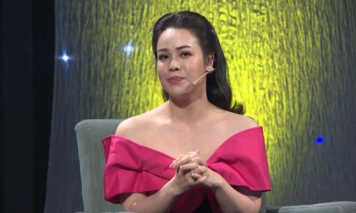 Nhật Kim Anh tiết lộ về quá khứ, từng bị cướp hết vàng khi cùng mẹ chuyển vào Nam