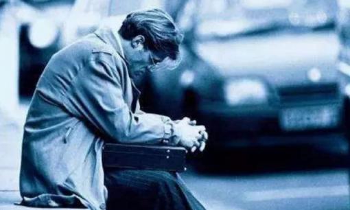 'Hai không chạm, hai không nói” - có nghĩa gì đối với người trên 50 tuổi? Biết sớm hưởng lợi sớm