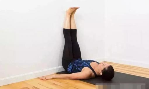 Nằm như vậy trước khi đi ngủ 10 phút tương đương với 1 tiếng chạy bộ! Kinh mạch sẽ tự nhiên thông thoáng, giảm mệt mỏi và thúc đẩy giấc ngủ! 