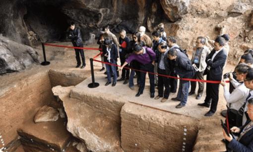 Thiếu nữ 15 tuổi bị đóng băng trong 500 năm, khi được tìm thấy, cô đang ngồi xếp bằng với khuôn mặt sống động đến kinh ngạc