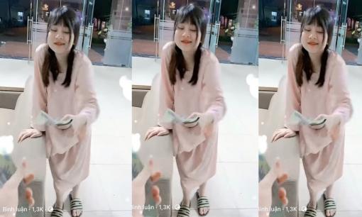 Cách an ủi vợ lúc đi đẻ của anh chồng đáng để đấng mày râu học hỏi