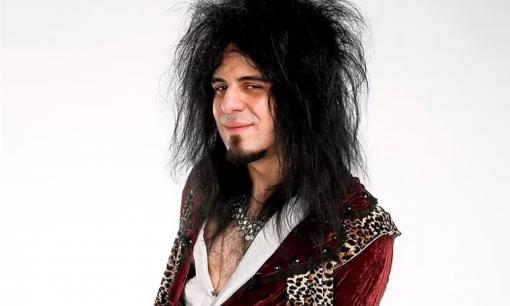 Nam ca sĩ 30 tuổi qua đời sau 5 ngày phát hiện nhiễm Covid-19 nhưng không chịu điều trị vì cho rằng có thể tự khỏi 