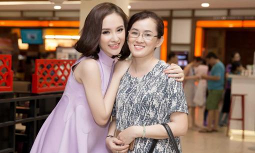 Mẹ của Angela Phương Trinh bị nhiễm Covid-19 từ tháng 11