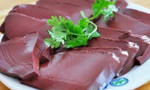 Ăn huyết lợn thường xuyên có tốt cho cơ thể không? Nó có thể khác với những gì bạn nghĩ, đừng hiểu nhầm