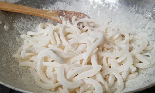 Làm mứt từ cùi dừa non, nhiều người bị hỏng và thành phẩm không được trắng vì chưa biết bí quyết này 