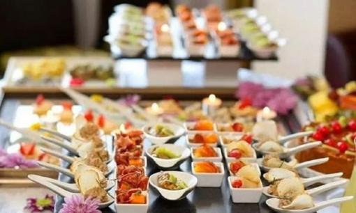 Chủ nhà hàng buffet 'sợ' nhất 3 loại người, nói thẳng ra là: nhìn thấy là muốn đóng cửa quán!