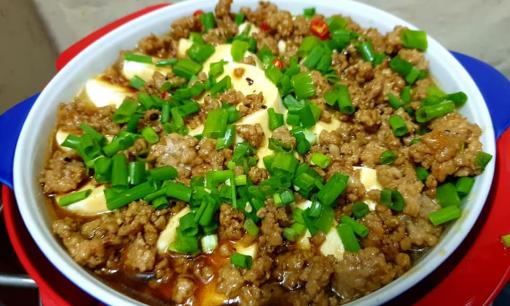 Công thức thịt băm sốt cùng đậu hũ non hấp dẫn, đưa cơm mà đậu không bị vỡ nát