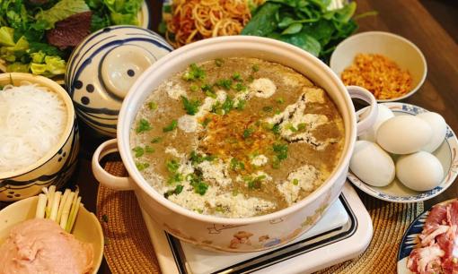 Cách làm lẩu cua đồng với nước dùng ngọt lừ: Ở khâu nấu đơn giản nhưng đừng quên làm theo bước sau để thành phẩm được đẹp mắt