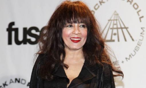 Ronnie Spector - biểu tượng nhạc pop lừng lẫy một thời của Mỹ qua đời ở tuổi 78 