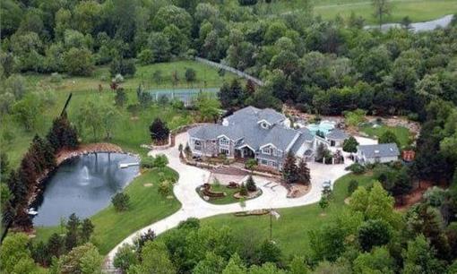 Những ngôi nhà của giới 'giàu có' ở châu Phi như thế nào? Sau khi bước vào và tham quan, khung cảnh trước mắt bạn thật tuyệt vời!