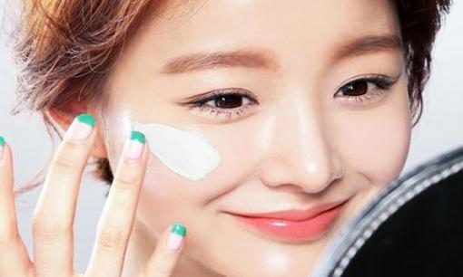 Làm thế nào để loại bỏ các nếp nhăn dưới mắt? Tuân thủ 3 thói quen nhỏ, các nếp nhăn sẽ mờ đi trong vòng chưa đầy 1 tuần