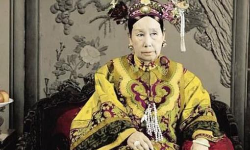 Từ Hi Thái Hậu đã tổ chức tiệc Tết như thế nào? Bữa tiệc tết 'khủng khiếp' giá ngàn vàng khiến hậu thế rùng mình