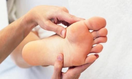 Người giàu có, tài lộc vượng phát thường sở hữu tướng bàn chân như thế này