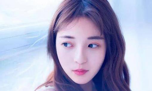 Phụ nữ có những “nét duyên” này sẽ khiến đàn ông “mê mẩn” ngay từ cái nhìn đầu tiên