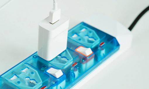 Khi chọn phích cắm điện, nên chọn loại nào và làm sao để sử dụng nó một cách an toàn nhất?