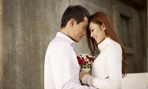 Người đàn ông có nốt ruồi trên 6 bộ phận này, phụ nữ nhanh chóng lấy làm chồng, bởi họ rất cưng chiều vợ, thậm chí có thể thay tã cho con