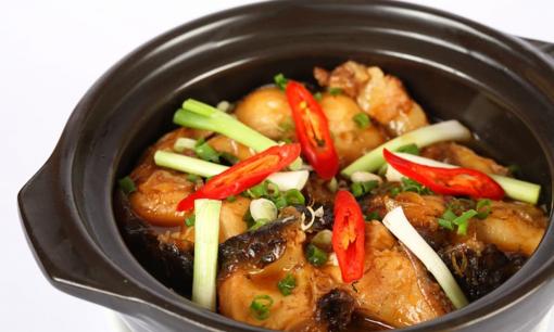 Làm món cá kho không cần nước, chỉ cho thứ này vào thịt cá thơm phức mà không tanh