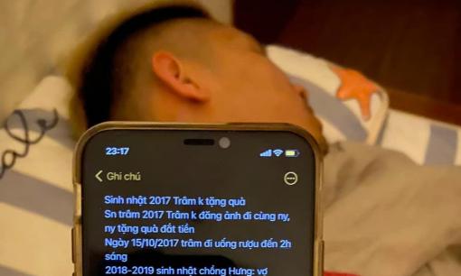 Lén trộm xem điện thoại của chồng, vợ bất ngờ phát hiện điều giấu kín trong gần 6 năm 