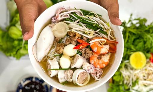 Cách nấu món hủ tiếu mực thơm ngon, ngửi thôi đã thèm