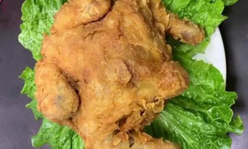 Gà rán có thể tự làm tại nhà, giòn bên ngoài, mềm đậm đà bên trong, cách làm đơn giản, trẻ em thích thú