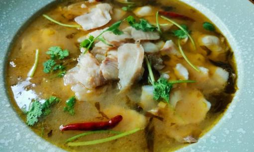 Hướng dẫn bạn cách làm món cá kho dưa chua đưa miệng tại nhà